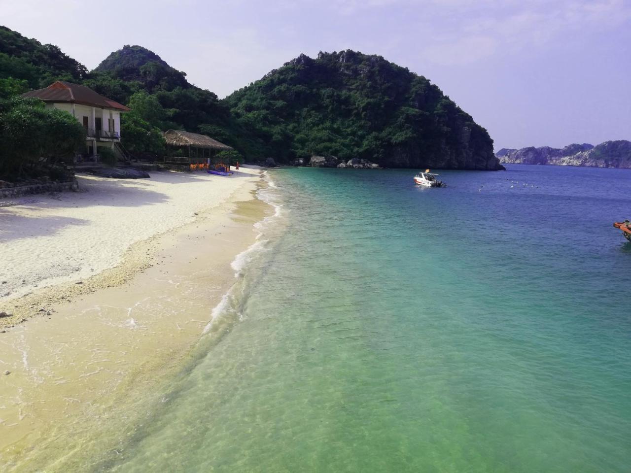 Full Moon Party Hotel Hai Phong Esterno foto