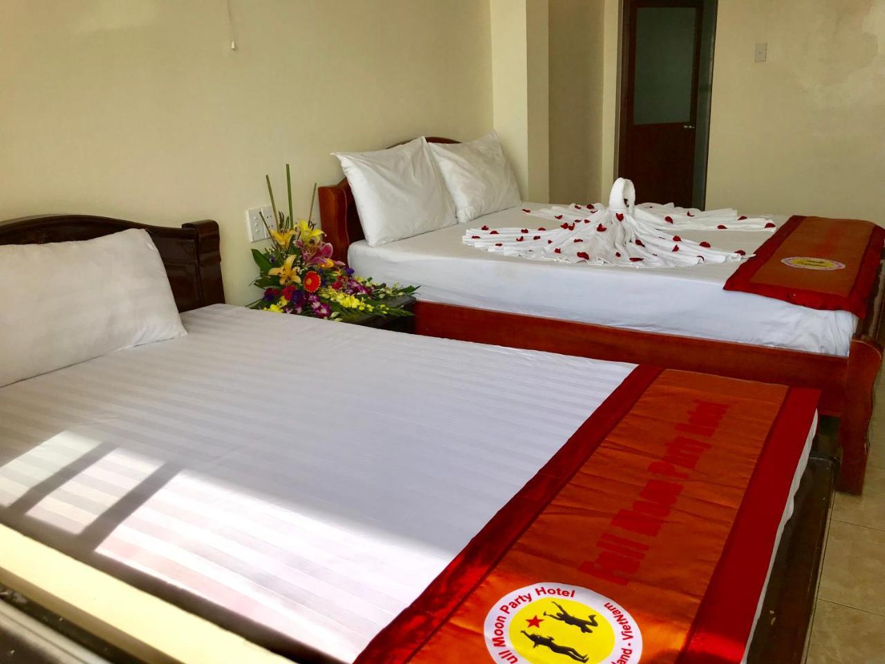Full Moon Party Hotel Hai Phong Esterno foto
