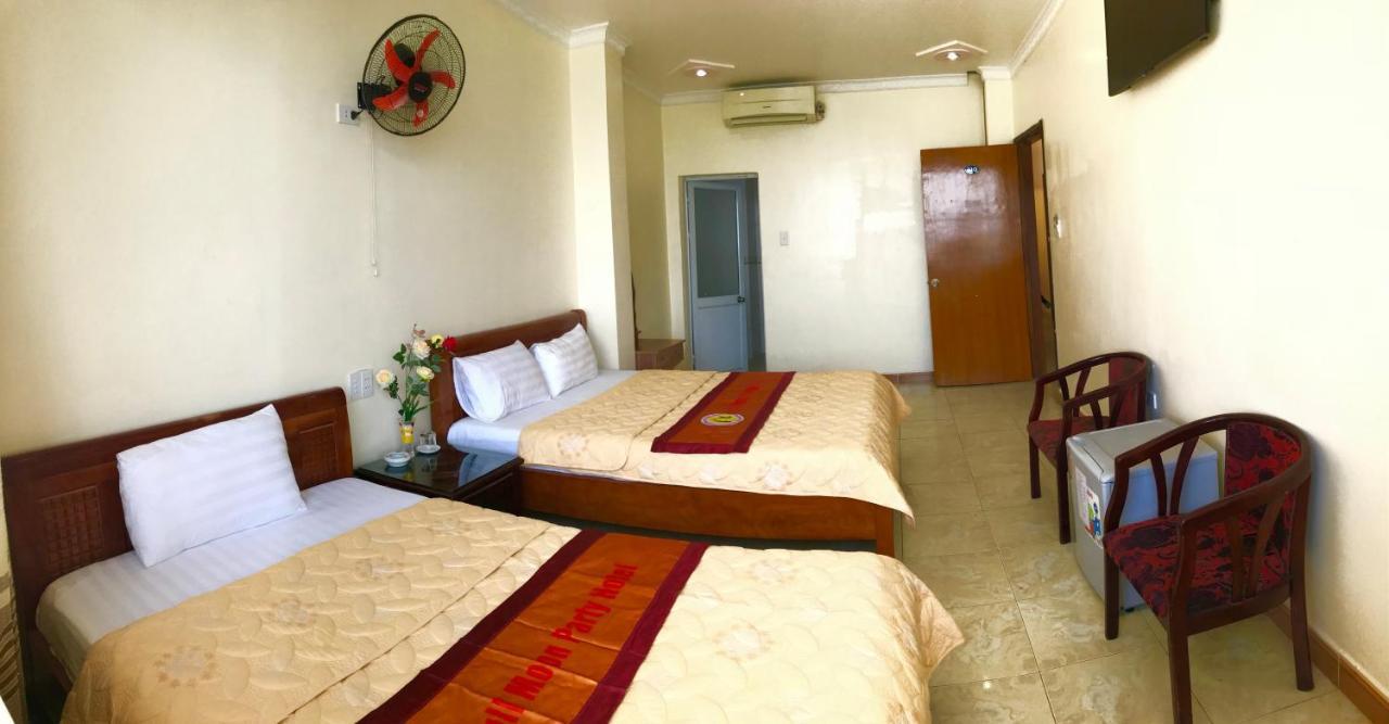 Full Moon Party Hotel Hai Phong Esterno foto